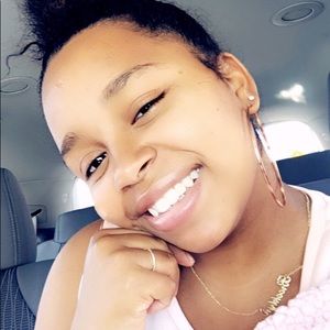 Meet your Posher, Erika